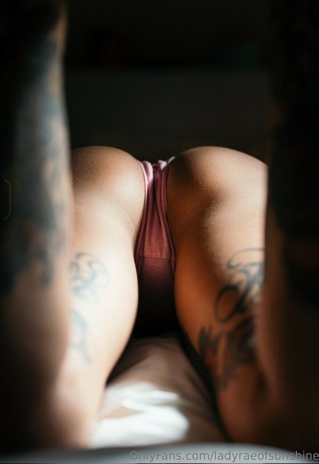 Amandaraeuk onlyfans