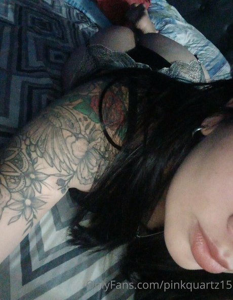 pinkquartz15 nude onlyfans leaked
