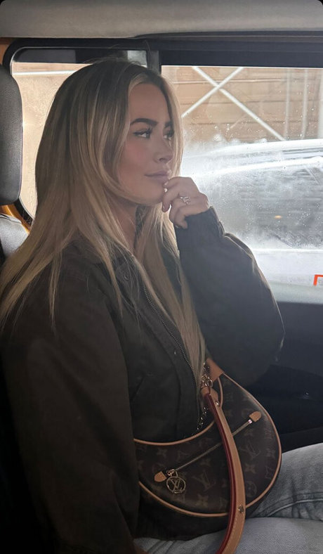 Em1ly El1zabeth leaked onlyfans porn