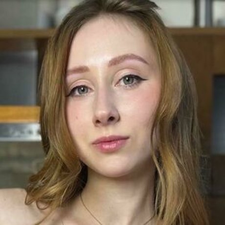 alisabambi onlyfans tits