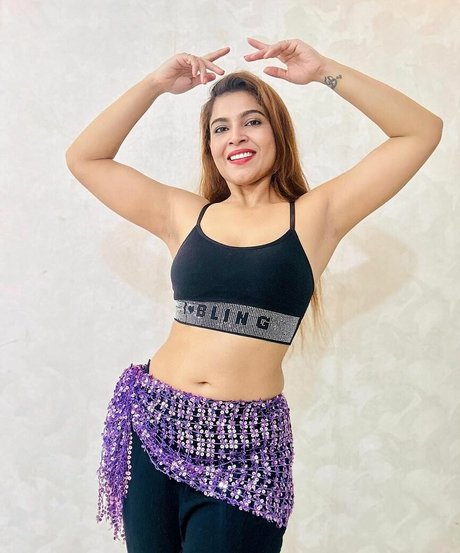 Tanya Chaudhari only fans pics