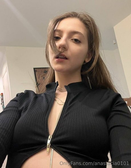anastacia0101 onlyfans leaj