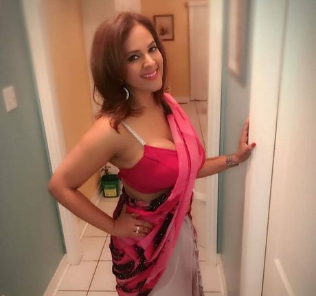 Minakshie Sethii onlyfans porn nude