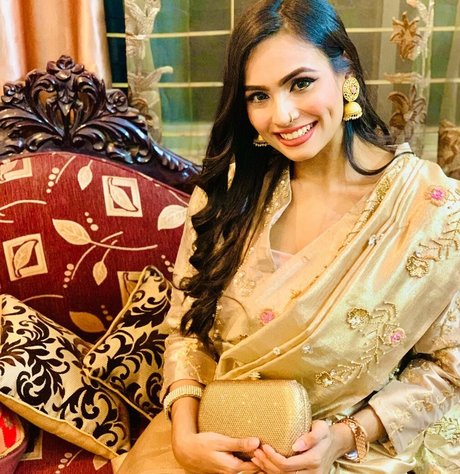 Umme Zamilatun Naima onlyfans tits