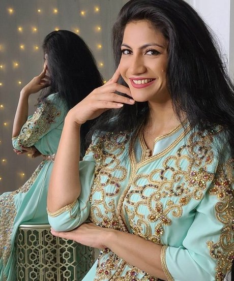 Komal Bhagat onlyfans nide