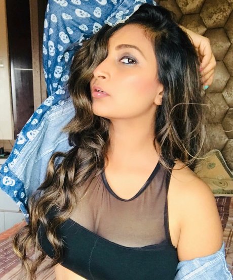 Roma Varadkar onlyfans leams