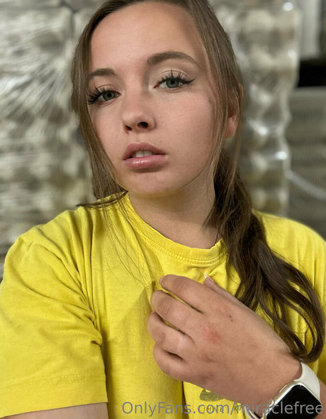 miraclefree onlyfans nude pics