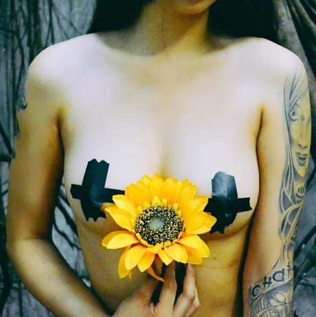 Botan The Vampire only fans leaks