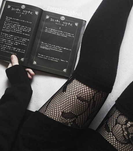 Porcelain Ghoul leaks onlyfans