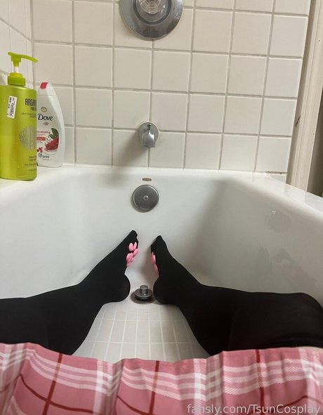 TsunCosplay nude onlyfans