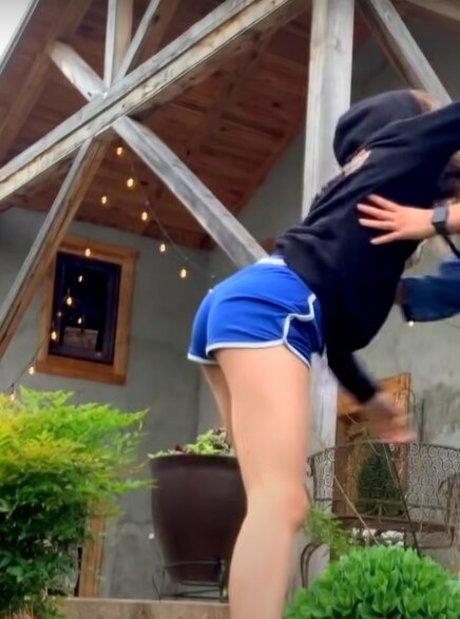 Brooke Bush onlyfans sex