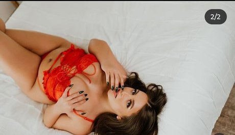 Juiciest Jade only fans