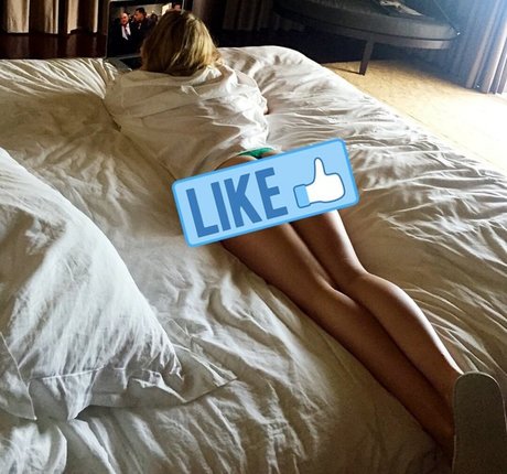 Lindsay DeFranco onlyfans pic