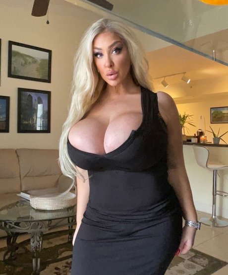 Kristine J Profile pic