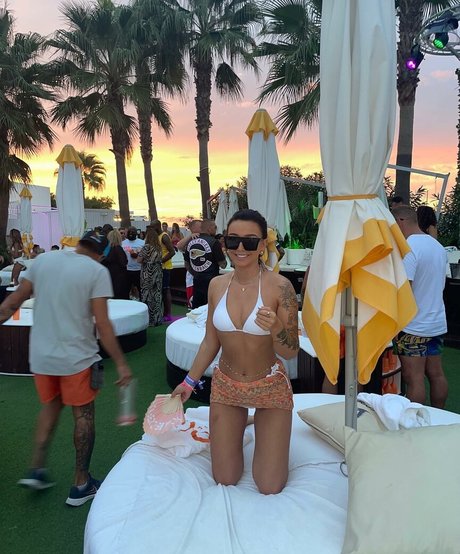 Chloe Panchal onlyfans naked