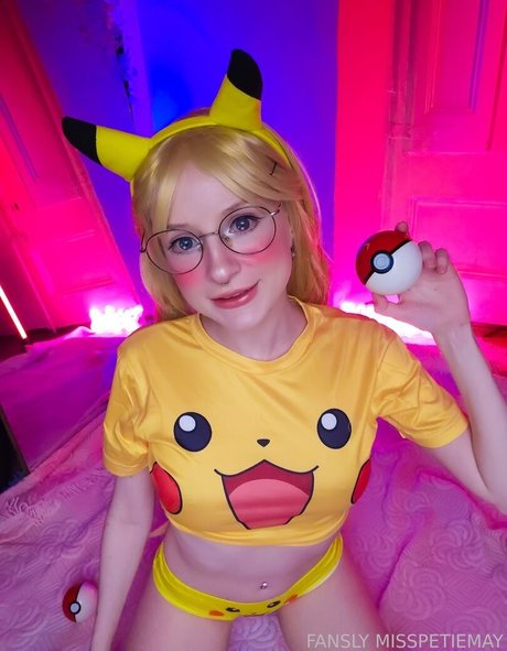 misspetitemay onlyfans model