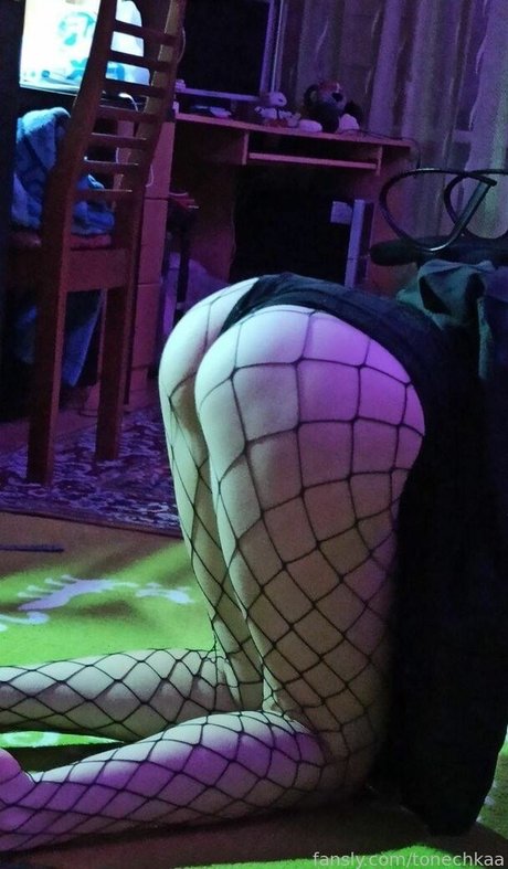 tonechkaa onlyfans free content