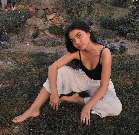 Maria Zhang nude onlyfans pics