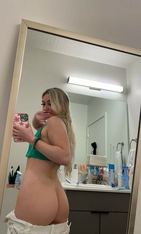 swagatronforever onlyfans model images