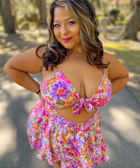 Brittney Lynn Vozar leaked onlyfans photos