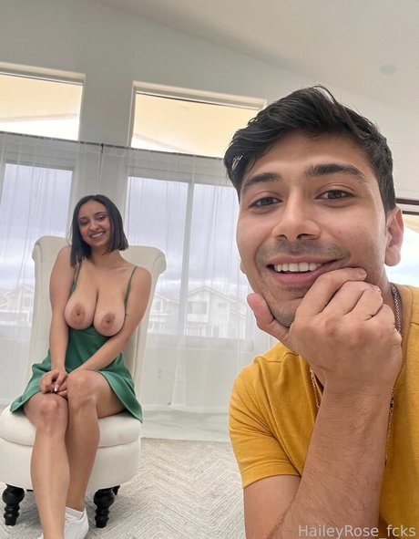 Hailey Rose Profile pic