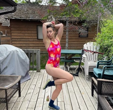 Gina Louise Phillips onlyfans images