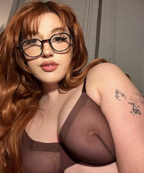 irissangell onlyfans leaked pics