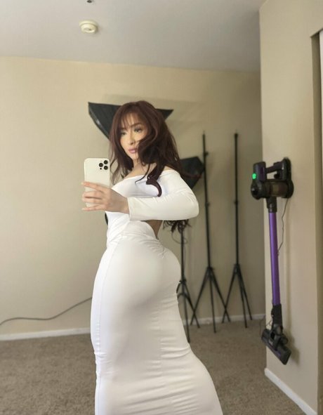 FivesStarChick onlyfans posts