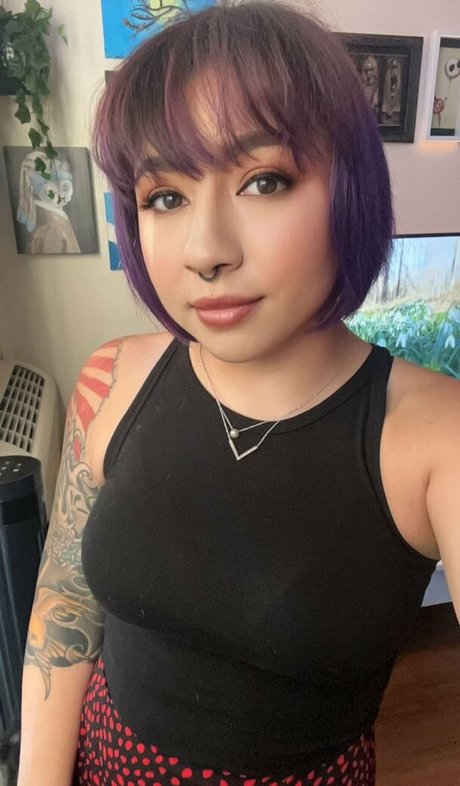 ladykryztine onlyfans pic