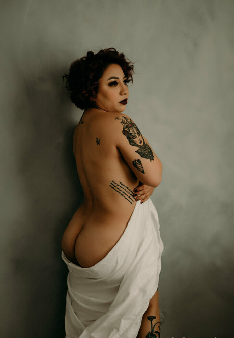 ladykryztine nude onlyfans leaks