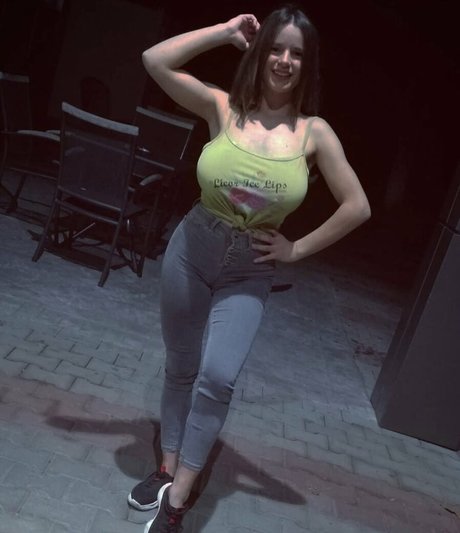 Denisa R Maria onlyfans topless