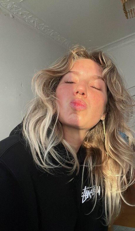 Aloha Auryn nude leaked onlyfans