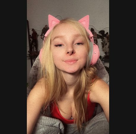 blonde vivi onlyfans leaka