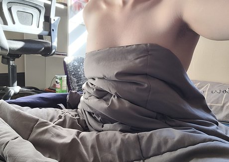 NicoKnut onlyfans lesk