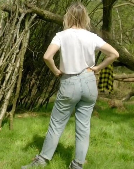 Lou Sanders onlyfans leaked free