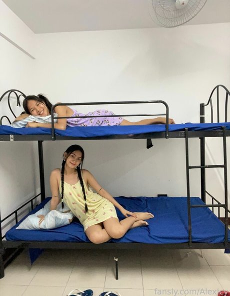 AlexIcy nude leaked onlyfans