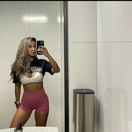 theaphysique onlyfans porn