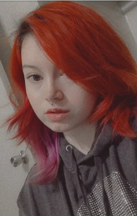 Little Nikky tits onlyfans