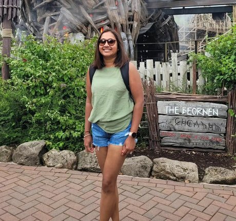 Scarlet Vixen onlyfans pictures