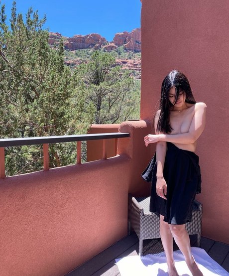 Aveline Liu onlyfans star