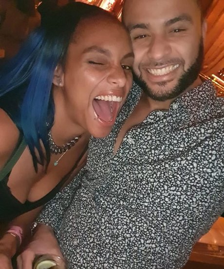 Lucy Hedges topless onlyfans