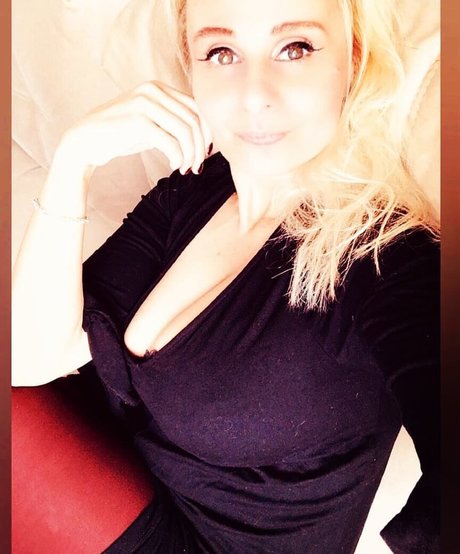 Alina Ottis onlyfans leams