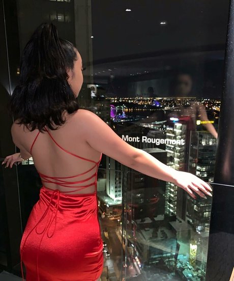 Thailiian boobs onlyfans