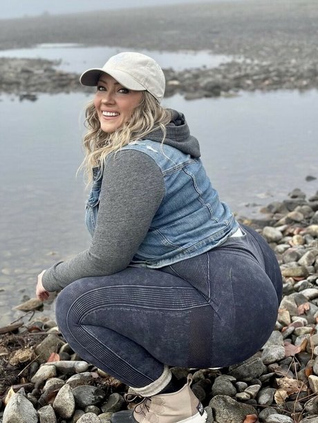 Emma St James onlyfans leaks.