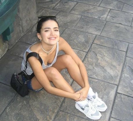 Maia Reficco onlyfans photos