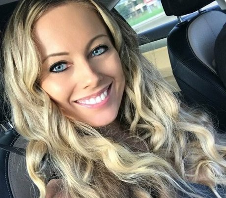 the anita dark feet onlyfans