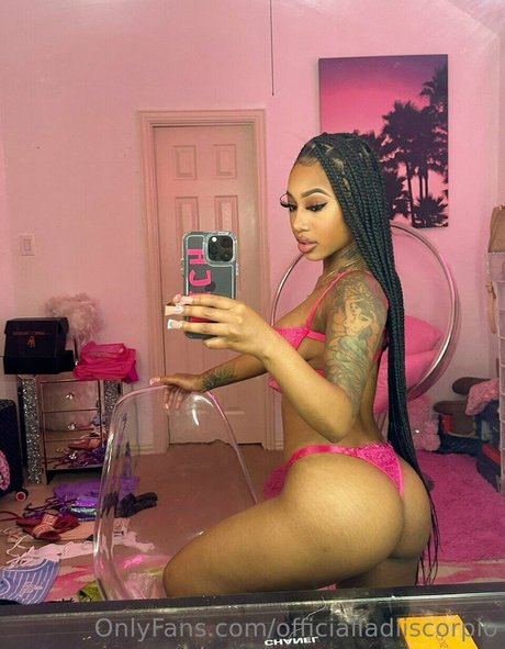 OfficialLadiiScorpio nude onlyfans leaks