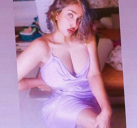 Nayoni Dutta onlyfans uncensored