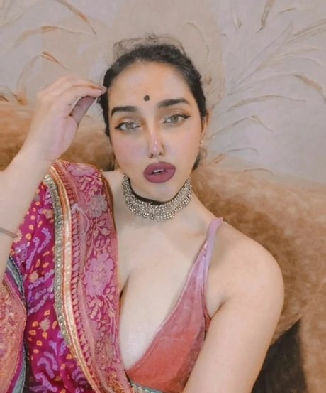 Nayoni Dutta onlyfans explicit content