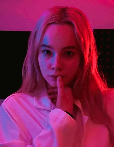 deni__dragons__ onlyfans leak fuck